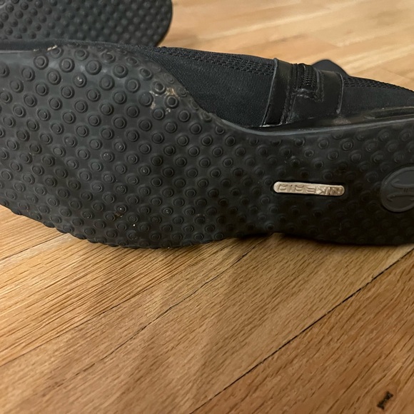 Nike Air Boots - Picture 2 of 5